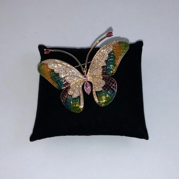 Butterfly Brooch - Picture 5 of 12
